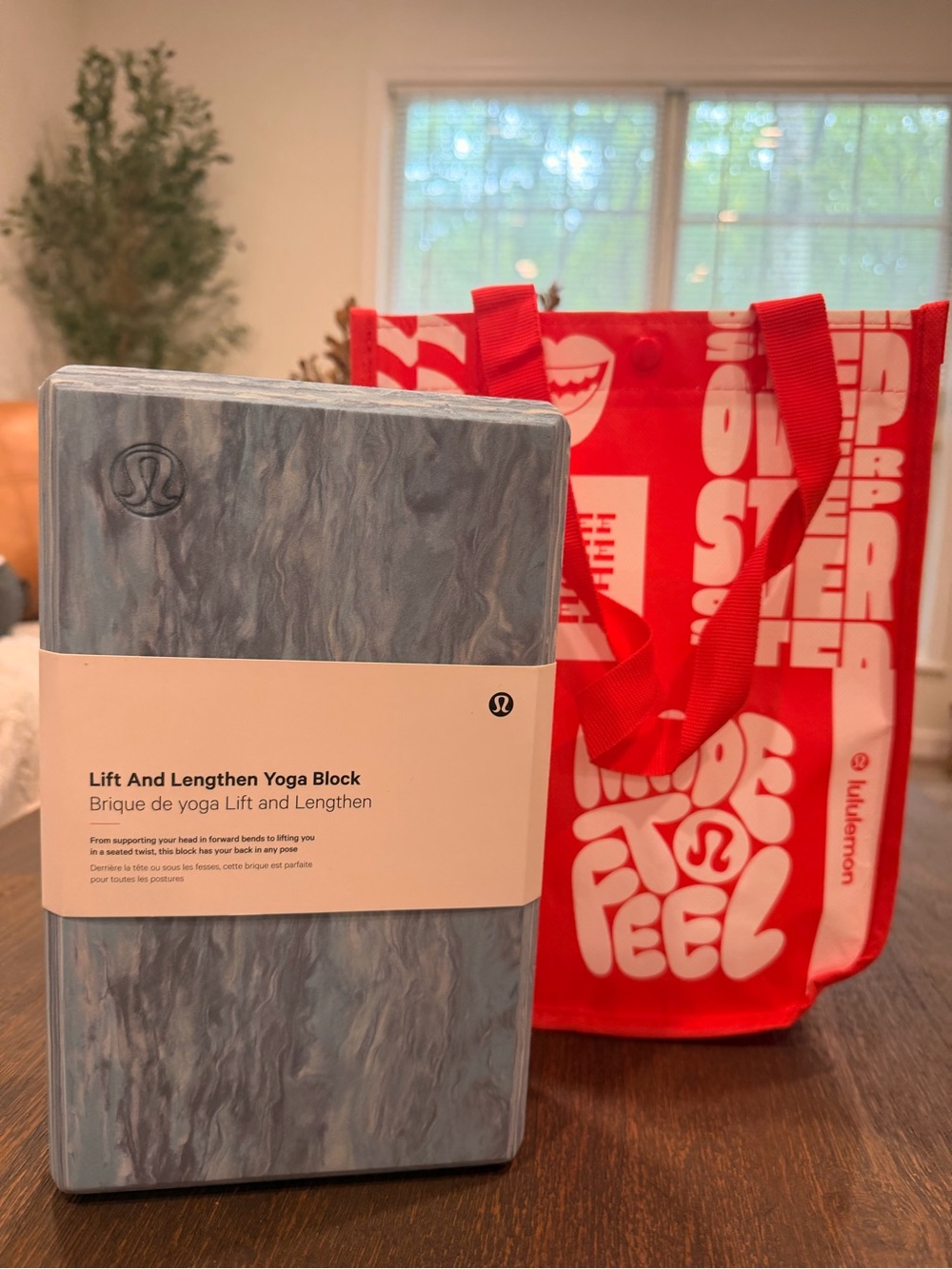 lululemon athletica Lift and Lengthen Yoga Block - Marble Blue with Red tote bag